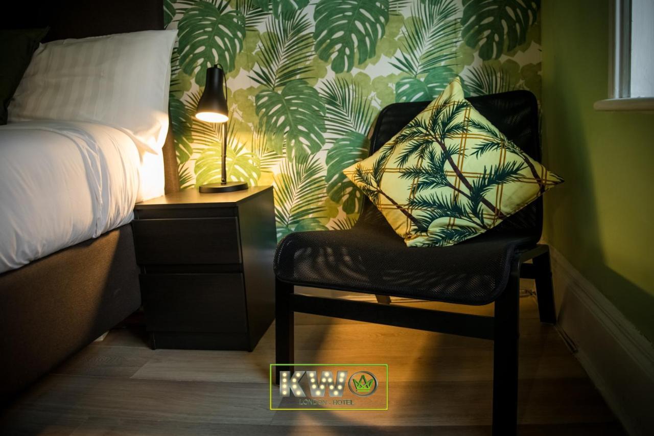 London K W Hotel Kültér fotó
